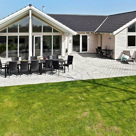 18 Person Holiday Home In Hasselberg Kappeln Eksteriør billede